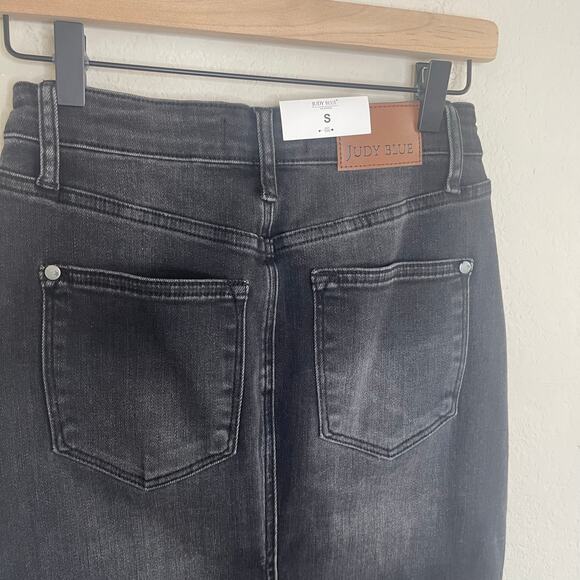 NEW Judy Blue High Waist Rhinestone Embellished Mid Length Skirt Black - Size S - Picture 5 of 8